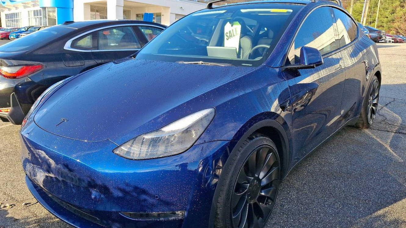 TESLA MODEL Y 2022 7SAYGDEF0NF510945 image